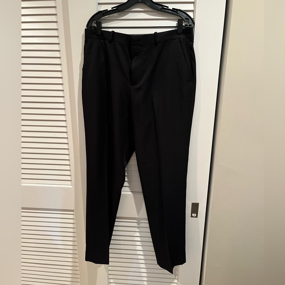 Perry Ellis Portfolio